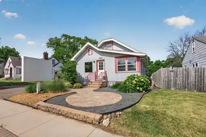 1069 S Robert Street, West Saint Paul, MN 55118 - Photo 1