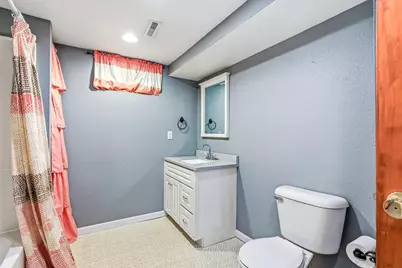 806 N 2nd Street, Princeton, MN 55371 - Photo 21