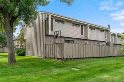 365 E 43rd Street, Minneapolis, MN 55409 - Photo 31