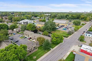 365 E 43rd St, Minneapolis, MN 55409 - Photo 35