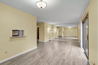 365 E 43rd Street, Minneapolis, MN 55409 - Photo 7