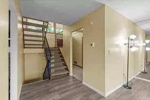 365 E 43rd St, Minneapolis, MN 55409 - Photo 3