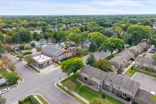 365 E 43rd St, Minneapolis, MN 55409 - Photo 33