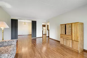 2455 Londin Ln E, Maplewood, MN 55119 - Photo 5