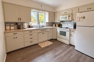 1632 6th Ave N, Windom, MN 56101 - Photo 5