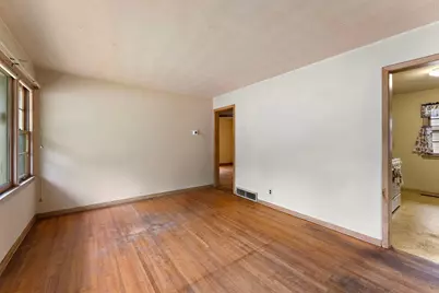 1590 Payne Avenue, Saint Paul, MN 55130 - Photo 3