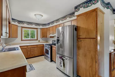 1885 Manton Street, Maplewood, MN 55109 - Photo 17