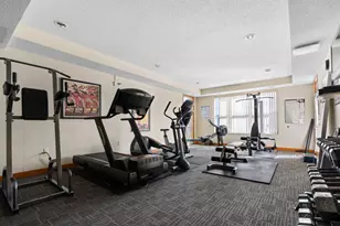 1800 Clinton Ave, Minneapolis, MN 55404 - Photo 15