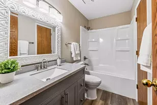 3607 Sussex Pl, Minnetonka, MN 55345 - Photo 21