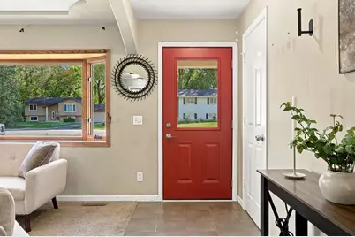 17155 Hershey Court, Lakeville, MN 55044 - Photo 9