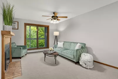 1011 41st Avenue NE #319, Columbia Heights, MN 55421 - Photo 3