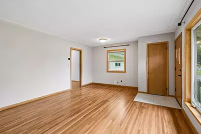 1416 Clarmar Avenue W, Roseville, MN 55113 - Photo 7