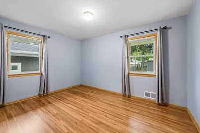 1416 Clarmar Avenue W, Roseville, MN 55113 - Photo 23