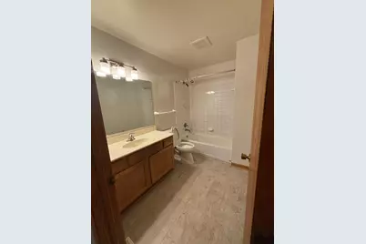 1054 Pacific Street, Saint Paul, MN 55106 - Photo 7