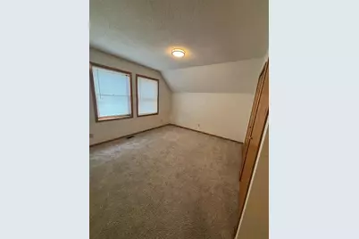 1054 Pacific Street, Saint Paul, MN 55106 - Photo 5