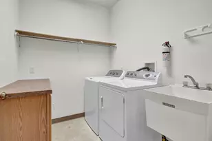 1020 S Oak St, Lake City, MN 55041 - Photo 29