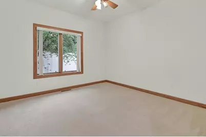 1020 S Oak Street, Lake City, MN 55041 - Photo 17