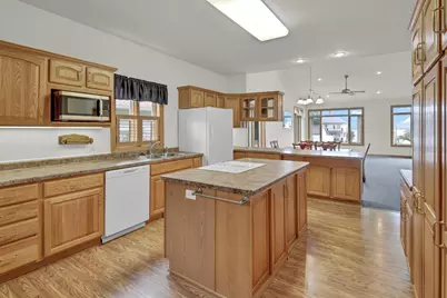 1020 S Oak Street, Lake City, MN 55041 - Photo 13