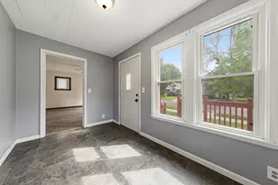 1526 N 4th St, Mankato, MN 56001 - Photo 5