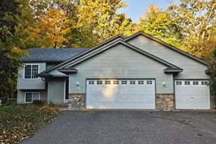 815 Colby St, Taylors Falls, MN 55084 - Photo 1