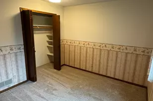 1890 Fox Ridge Dr, West Saint Paul, MN 55118 - Photo 15