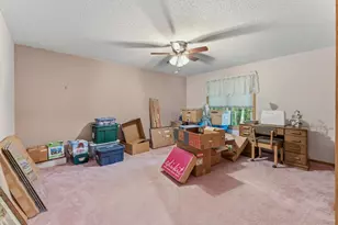 101 Park Ln, Kenyon, MN 55946 - Photo 41