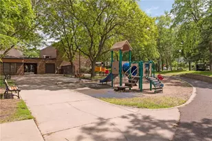 2530 E 34th St, Minneapolis, MN 55406 - Photo 25