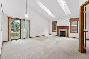18512 Lime Tree Ct, Minnetonka, MN 55345 - Photo 3