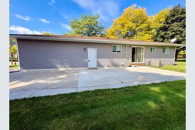 1464 6th Avenue SE, Rochester, MN 55904 - Photo 3