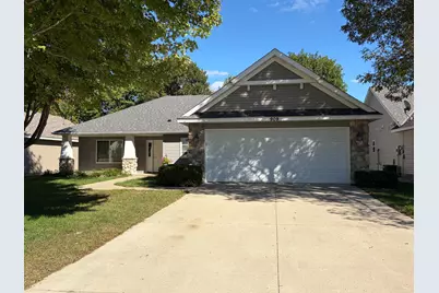909 17th Street SE, Willmar, MN 56201 - Photo 1