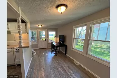 253 Peninsula Road, Medicine Lake, MN 55441 - Photo 5