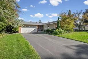 10243 Rich Rd, Bloomington, MN 55437 - Photo 3