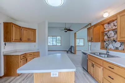 7085 148th Lane NW, Ramsey, MN 55303 - Photo 11