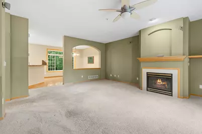 8841 Brunswick Path, Inver Grove Heights, MN 55076 - Photo 9