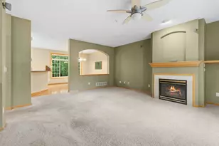 8841 Brunswick Path, Inver Grove Heights, MN 55076 - Photo 9