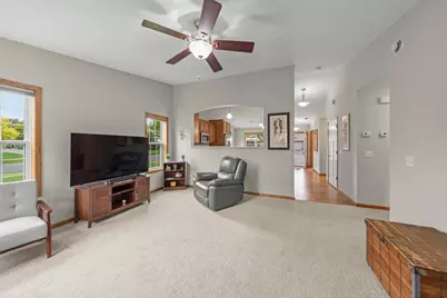 6481 Ojibway Path, Lino Lakes, MN 55014 - Photo 7