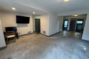 878 Monroe Ct, Saint Paul, MN 55102 - Photo 9