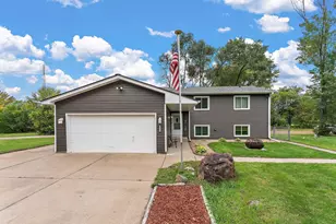 25300 Itasca Ave, Forest Lake, MN 55025 - Photo 3