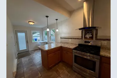 864 Delaware Avenue, Saint Paul, MN 55107 - Photo 9