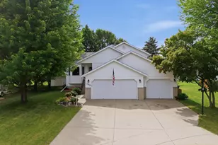 1709 33 1/2 Street S, Moorhead, MN 56560 - Photo 1