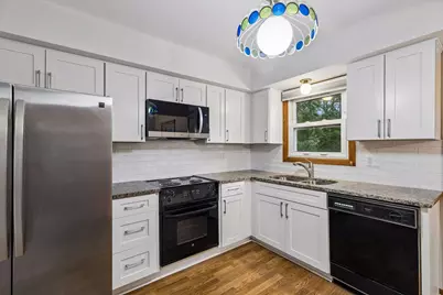 1616 Sandhurst Avenue E, Maplewood, MN 55109 - Photo 31