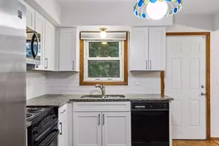 1616 Sandhurst Ave E, Maplewood, MN 55109 - Photo 29