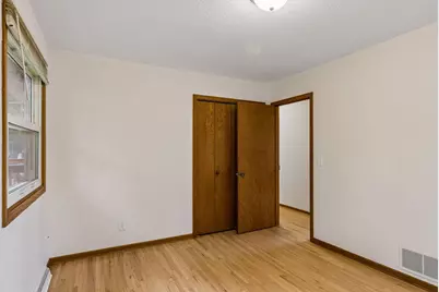 1616 Sandhurst Avenue E, Maplewood, MN 55109 - Photo 41