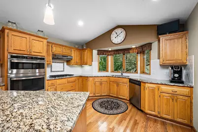 16185 Inglewood Drive, Lakeville, MN 55044 - Photo 11