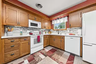 228 Walnut Ln, Apple Valley, MN 55124 - Photo 19