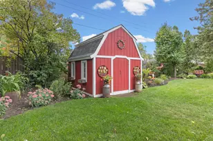 228 Walnut Ln, Apple Valley, MN 55124 - Photo 57