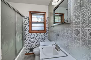 830 Pedersen St, Saint Paul, MN 55119 - Photo 9