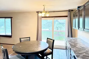 10498 Yorktown Ln N, Maple Grove, MN 55369 - Photo 5