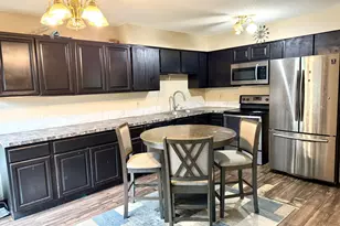 10498 Yorktown Ln N, Maple Grove, MN 55369 - Photo 3