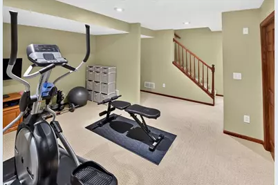 2398 Hunter Drive, Chanhassen, MN 55317 - Photo 51